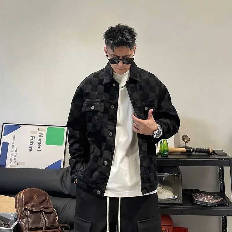 Denim Jackets Man Wide Shoulders Autumn Jeans Coat for Men Black Plaid Fashion Korean Popular Clothes of Fabric Winter 2024 Y2k X250113