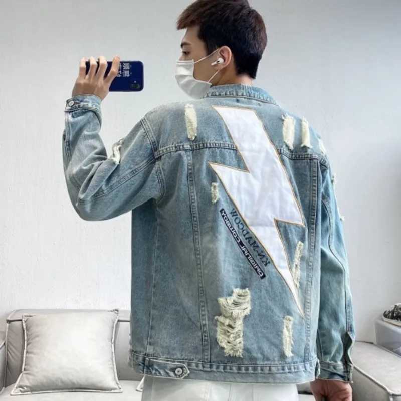 With Print Mens Denim Jacket Embroidery Hole Light Ripped Male Jean Coats Japanese Retro Cowgirl Washed Trendy New in Joker Y2k X250113