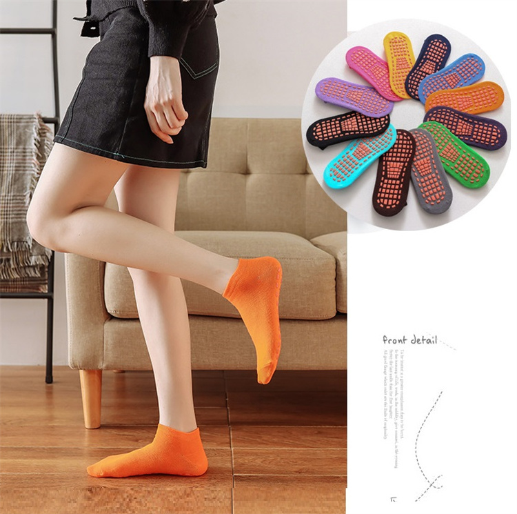 Silicone non-slip socks bottom indoor children's early education yoga trampoline socks home floor sports baby sock for 1-4years T1I1826