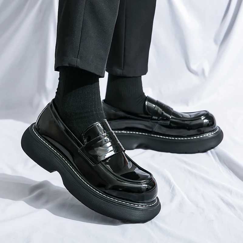 Green Loafers Mens Thick-soled Heightening British Style High-Level Business Casual Leather Shoes Slip- Lazy ShoesXJ250113