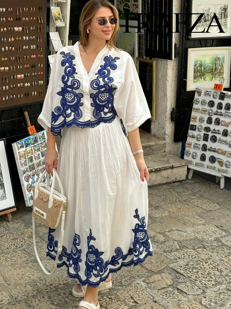 TRAFZA Womens 2-piece Set Of Blue Embroidered Single-breasted Loose Shirt Chic High-waisted Loose Pleated Street Skirt Suit 250228