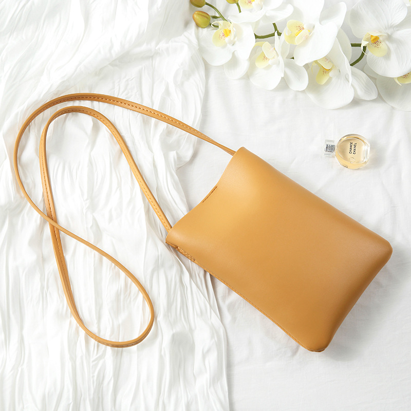 Vertical mobile phone bag, women's crossbody small bag, fashionable and simple soft surface single shoulder bucket bag