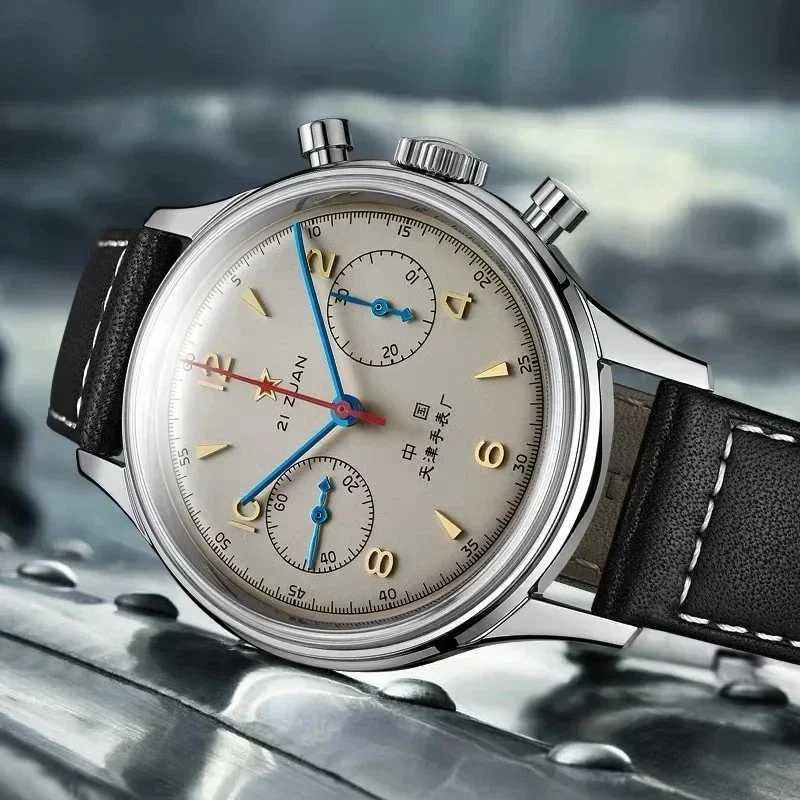 Mens Watch 1963 Pilot Watch 42mm Retro Quartz Chronograph M250113