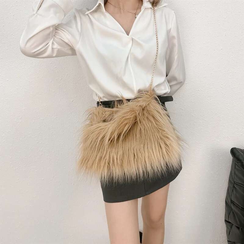 NEW Faux Fur Women Shoulder Bags Y2k Korean Fashion Plush Handbags Tote Soft Warm Winter Hairy Purse