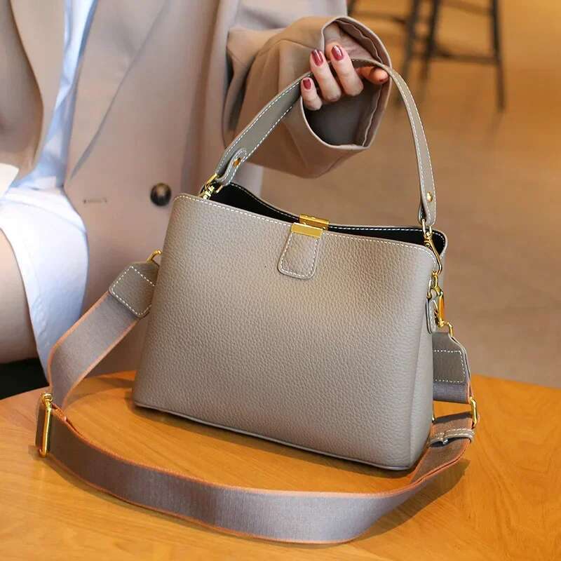 Genuine Leather Tote New First Layer Cowhide Versatile Women's Niche Shoulder Crossbody Bag