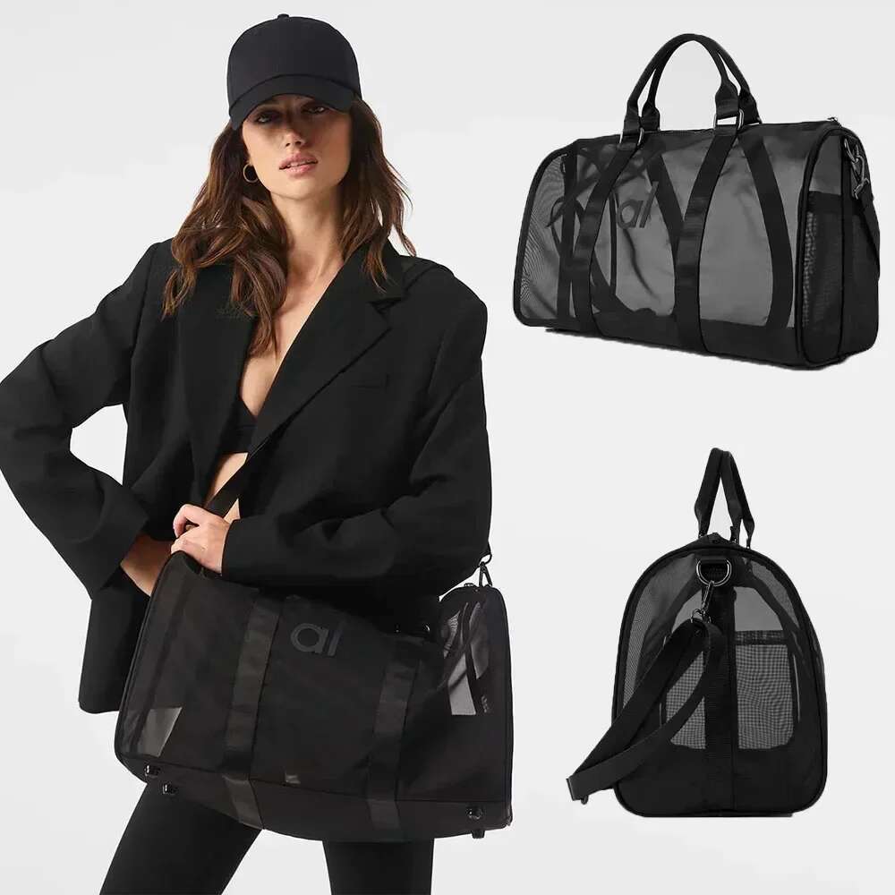 High Quality Large Capacity Mesh Lage Sports And Women's Outdoor Fiess Portable Bag Travel Diagonal Bags