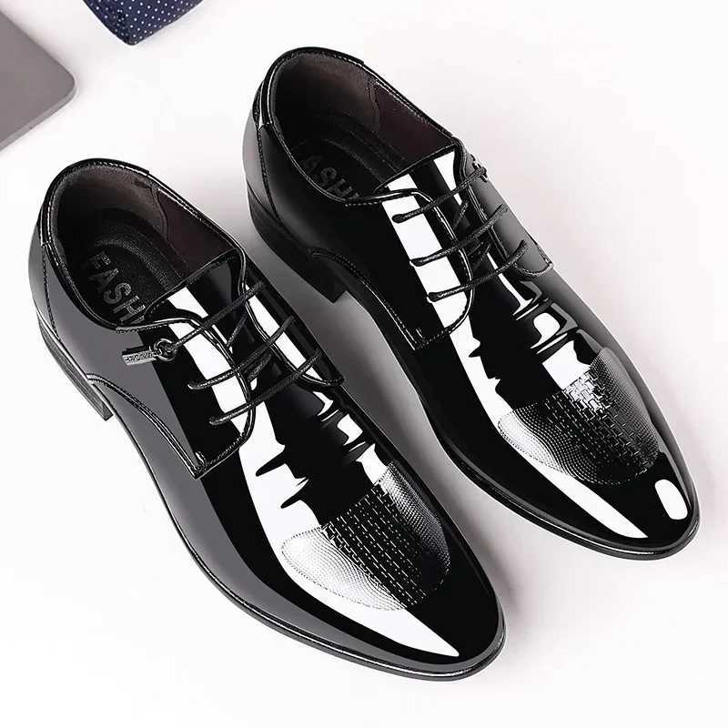 Trending Classic Men Dress Shoes for High Quality Men Oxfords Patent Leather Shoes Lace Up Formal Leather Wedding Party ShoesXJ250113