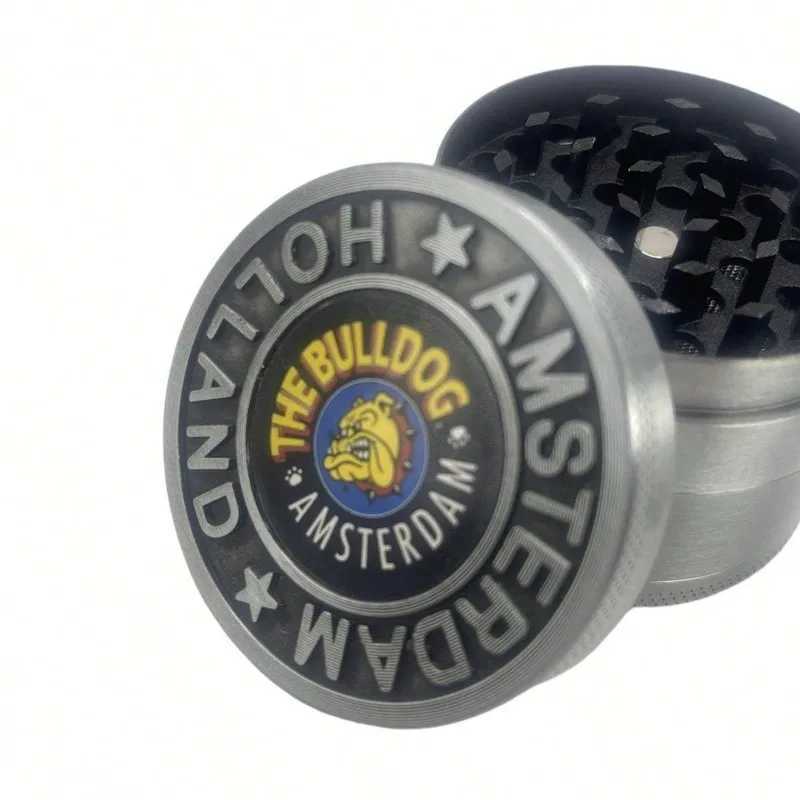 2-inch metal dog sticker herb grinder 4-layer manual spice grinder bulldog tobacco prairie grinder smoking accessories W250113