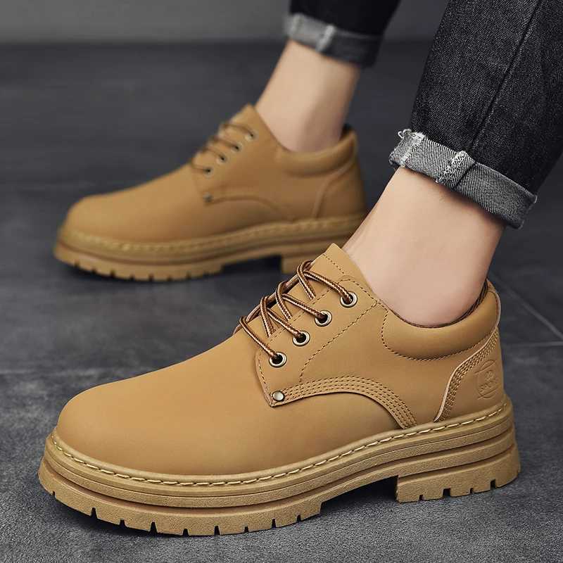 Four Seas Mens and Womens Low Cut Versatile Small Leather Shoes Trend Black Hiking Shoes Thick Low Versatile Casual BootsXJ250113