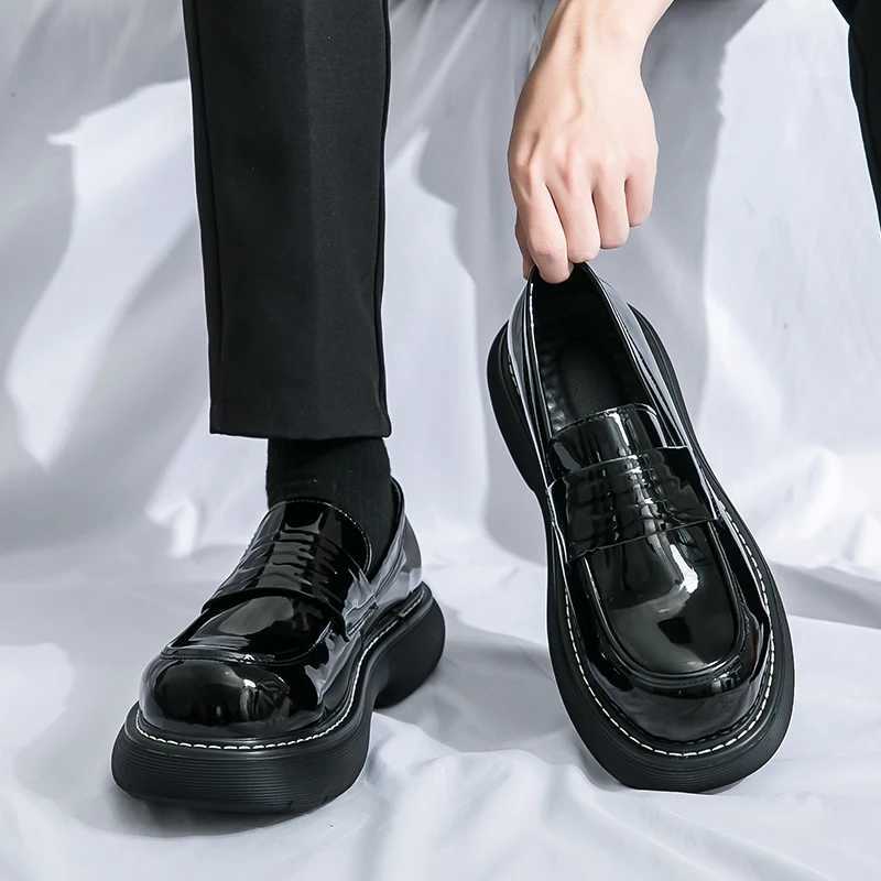 Green Loafers Mens Thick-soled Heightening British Style High-Level Business Casual Leather Shoes Slip- Lazy ShoesXJ250113