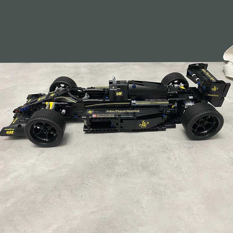 Technical John Player Special Formula 1 Classic Racing One Generation Legend Racer Building Blocks Models MOC Bricks ToysXJ250113