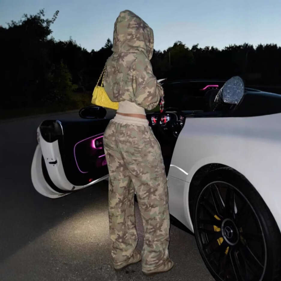 Leopard print spicy girl sports suit camouflage short cut waist slimming hooded cardigan sweatshirt loose pants two-piece set