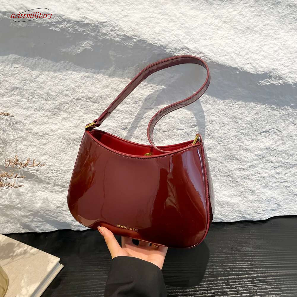 Red Underarm Shoulder for Women 2024 New PU Chic Hobo Bag Hasp Closure Retro Tote Purse Designer Handbag Armpit Bags swissmilitary