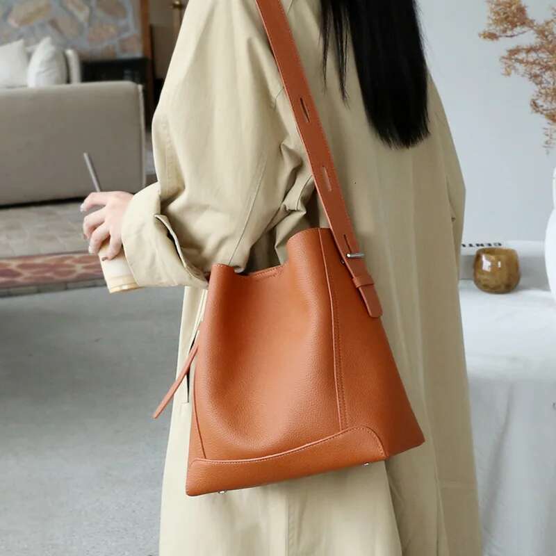 New Women Female Shoulder Bags Lady Cowhide Genuine Leather Bucket Handbag Girl Messenger Crossbody Bag Tote