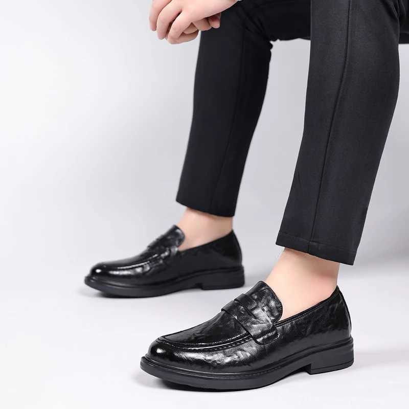 Men Dress Shoes Increase 8cm Genuine Leather Breathable Invisible Heightening Shoes Business Casual Soft Soled Men luxury ShoesXJ250113