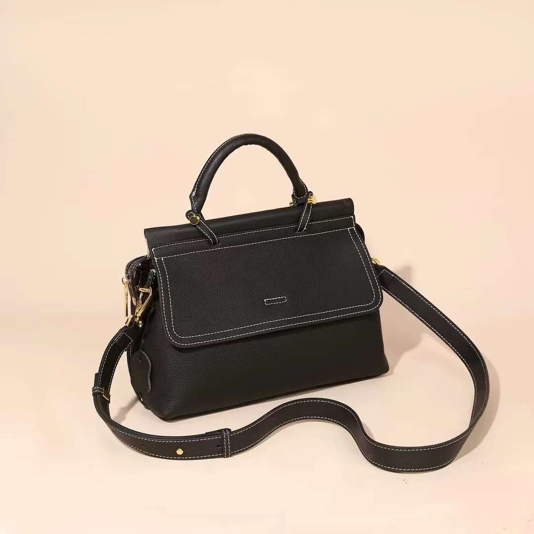 Women's retro fashion crossbody bag daily all-in-one large capacity leather handbag