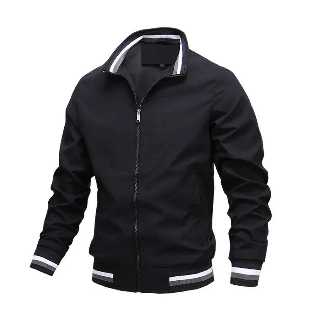 Men Windbreaker Jacket White Casual Jacket Fashion Men Outdoor Waterproof Sports Coat Spring Summer Bomber jacket Men Clothing X250113