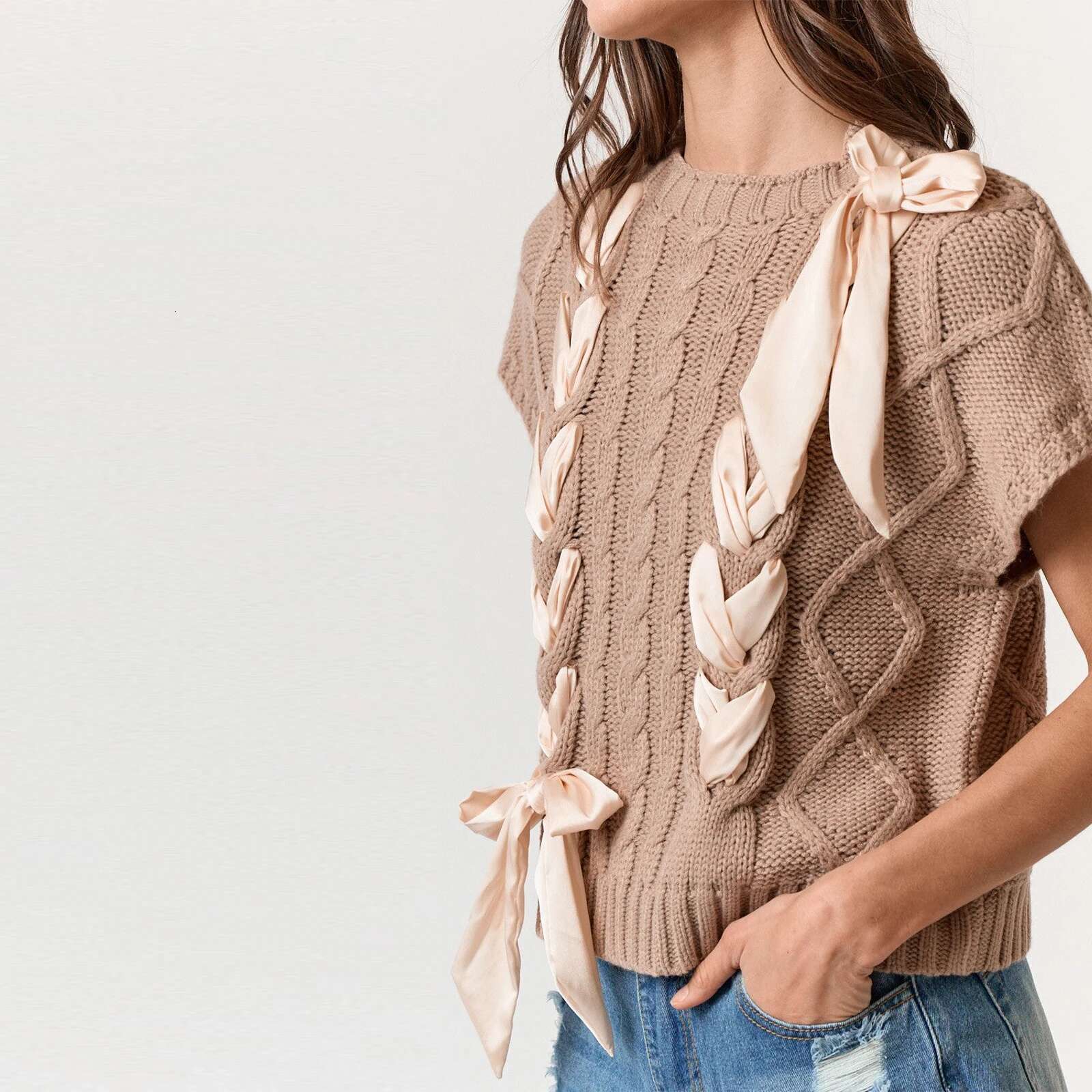 Combhasaki Women Y2k Kawaii Knitwear Tops Crew Neck Short Sleeve Contrast Color Ribbon Drawstring Tie-Up Sweater Vest Streetwear