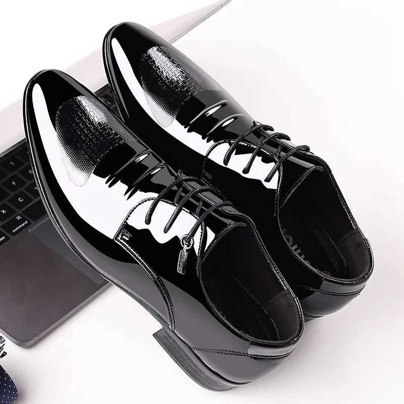 Luxury Business Oxford Leather Shoes Men Breathable Patent Leather Formal Shoes Plus Size Man Office Wedding Flats Male BlackXJ250113