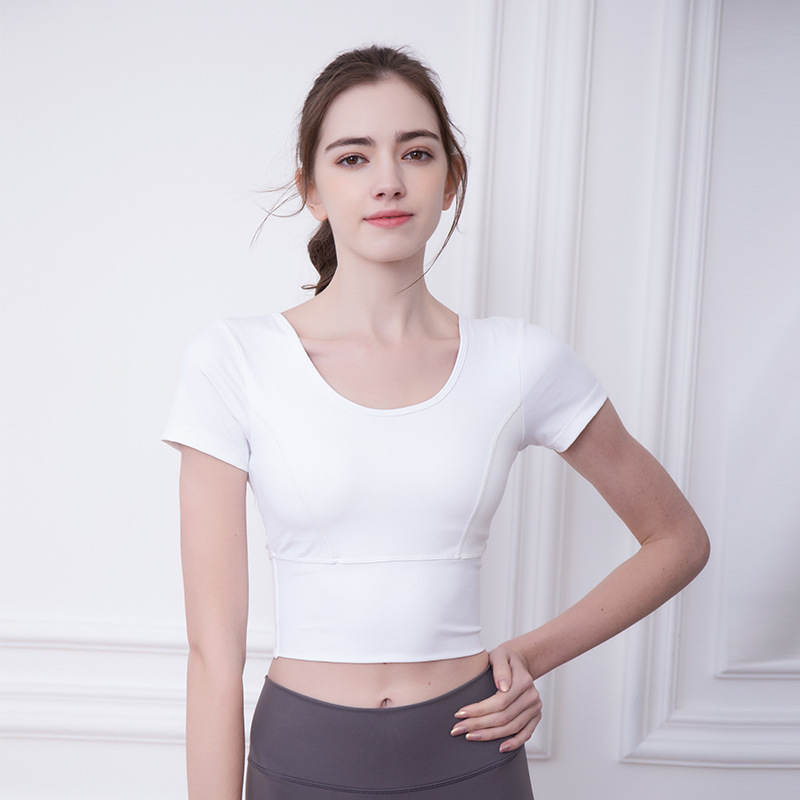 Designer women's versatile yoga clothes slim fit quick drying naked and breathable Pilates yoga short sleeved sports running and fitness shorts