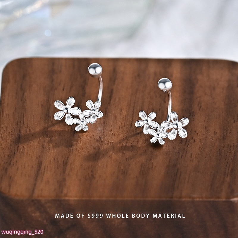 Moissanite studs are a perfect match without infection and sparkle dazzg Free delivery