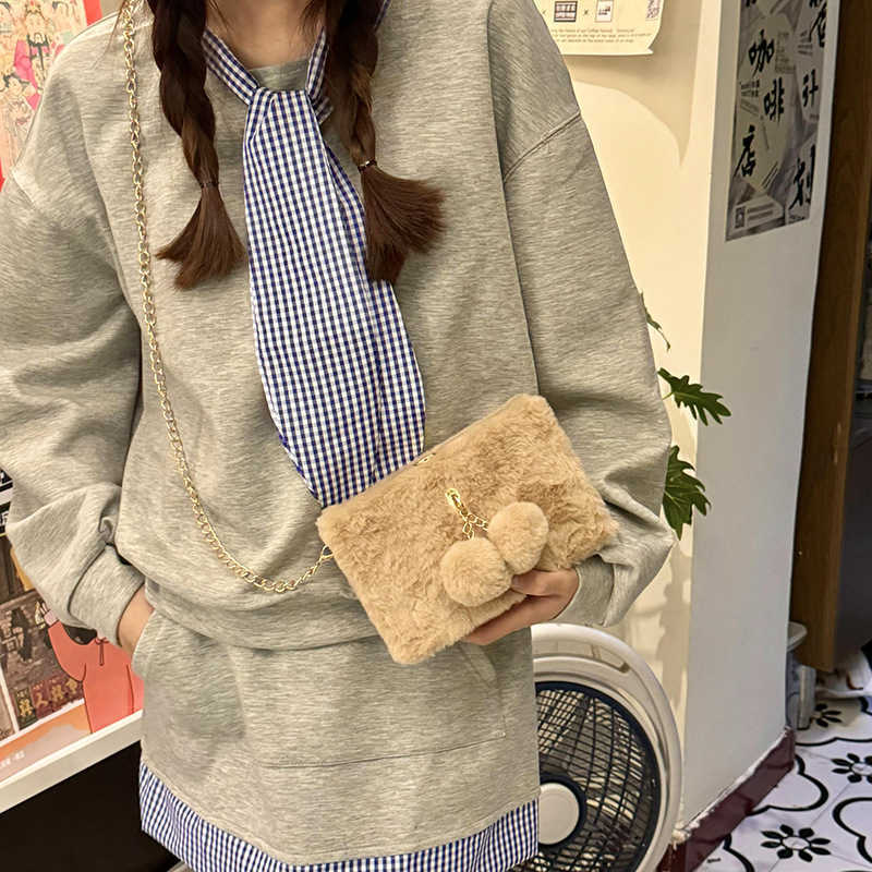 Autumn and Winter Plush Bag V2024 New Forest Sweet, Fashionable, Unique, Versatile Crossbody Cute Hairy Ball Small Square 250113