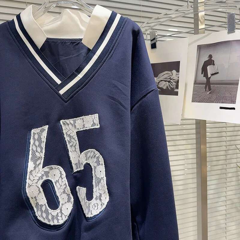 DEAT 2024 Autumn New Fashion Women's Set V-Neck Digital Pattern Embroidered Hoodie Elastic Waist Lace Edge Shorts 11A01164