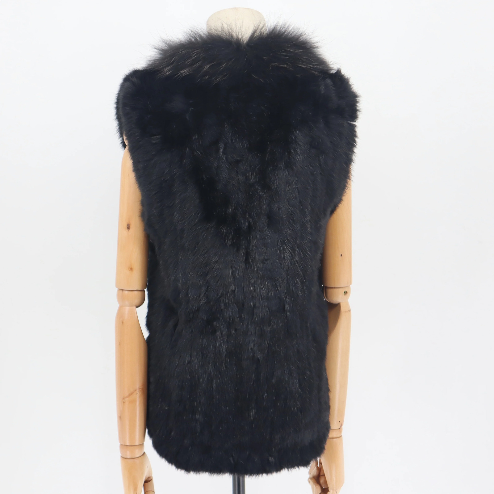 Fashion Real Rabbit Fur Vest Highend Women Knitted Sleeveless Vests With Natural Raccoon Jacket Coat 250109