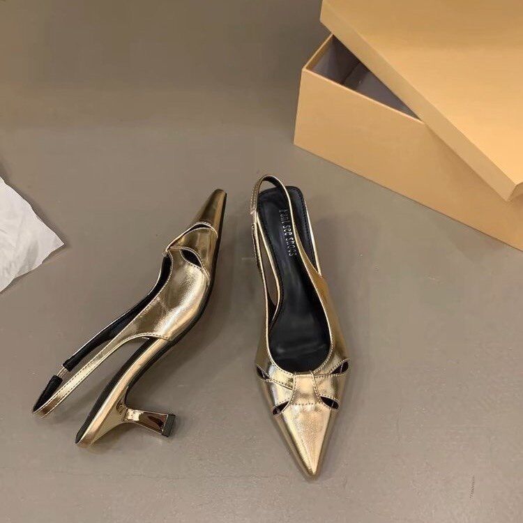 Women Sandals Fashion French Gentle Style Low Heel Niche Design Pointed Toe Triple Black Gold Sier Free shipping