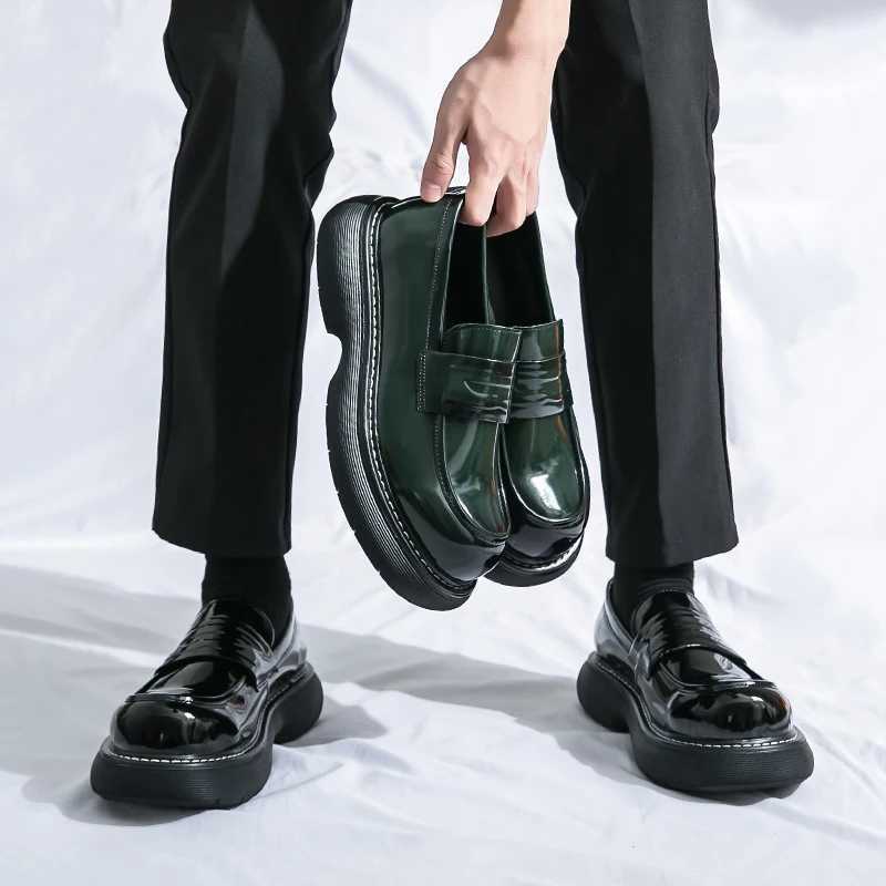 Green Loafers Mens Thick-soled Heightening British Style High-Level Business Casual Leather Shoes Slip- Lazy ShoesXJ250113