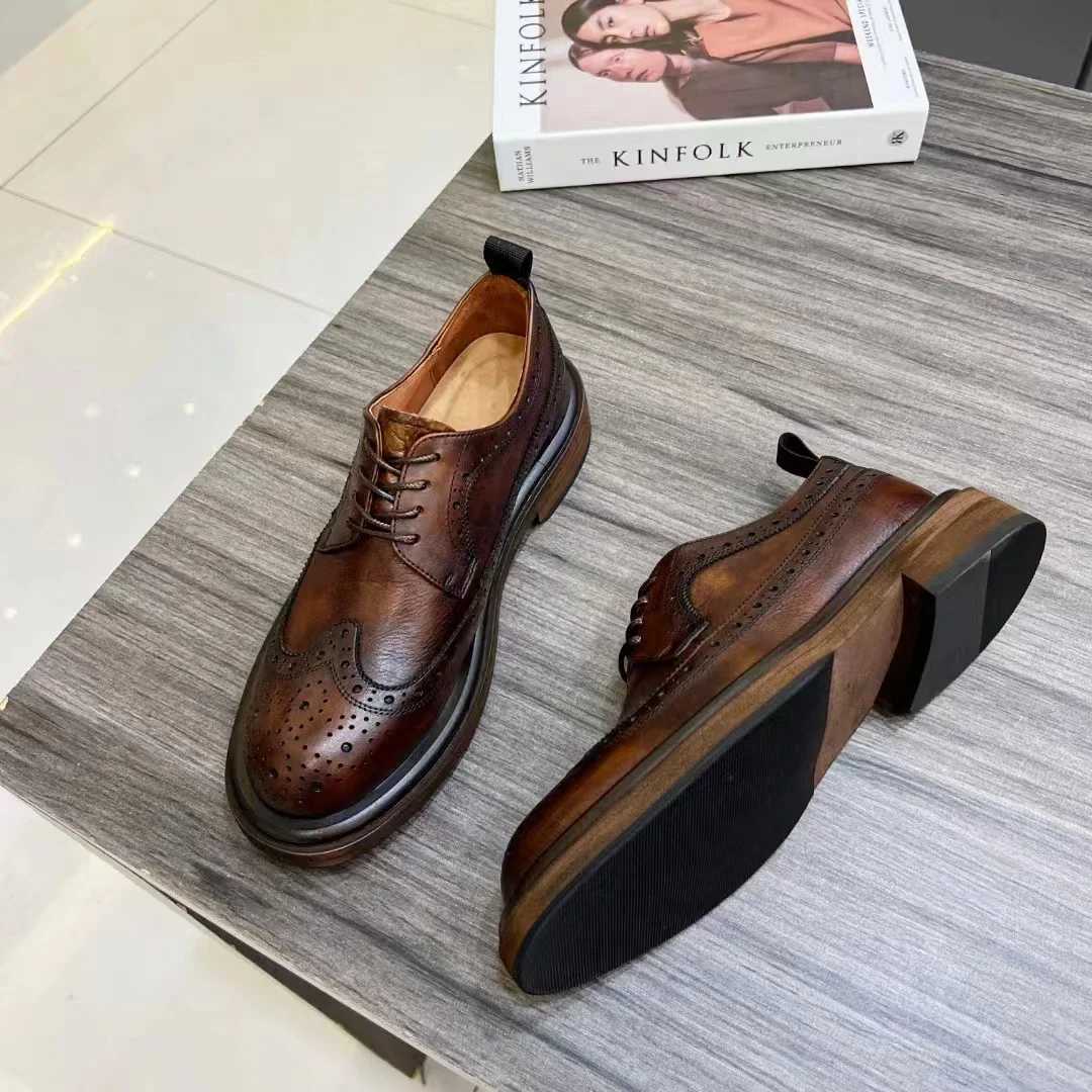 Derby shoes Vintage carved cowhide mens shoes all leather casual business wear mens shoes leather shoes broguesXJ250113