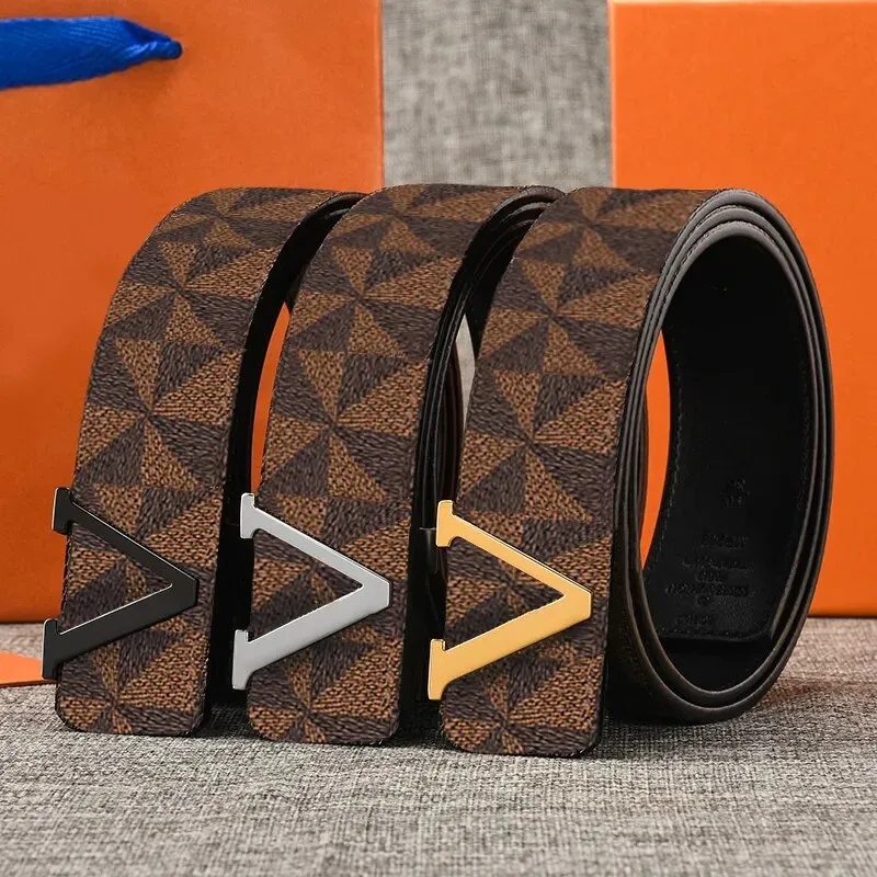 Belts for woman designer Designer mens White and blue band body Fashion classic belt Multicolor Individual metal buckle is optional Personality matching 008