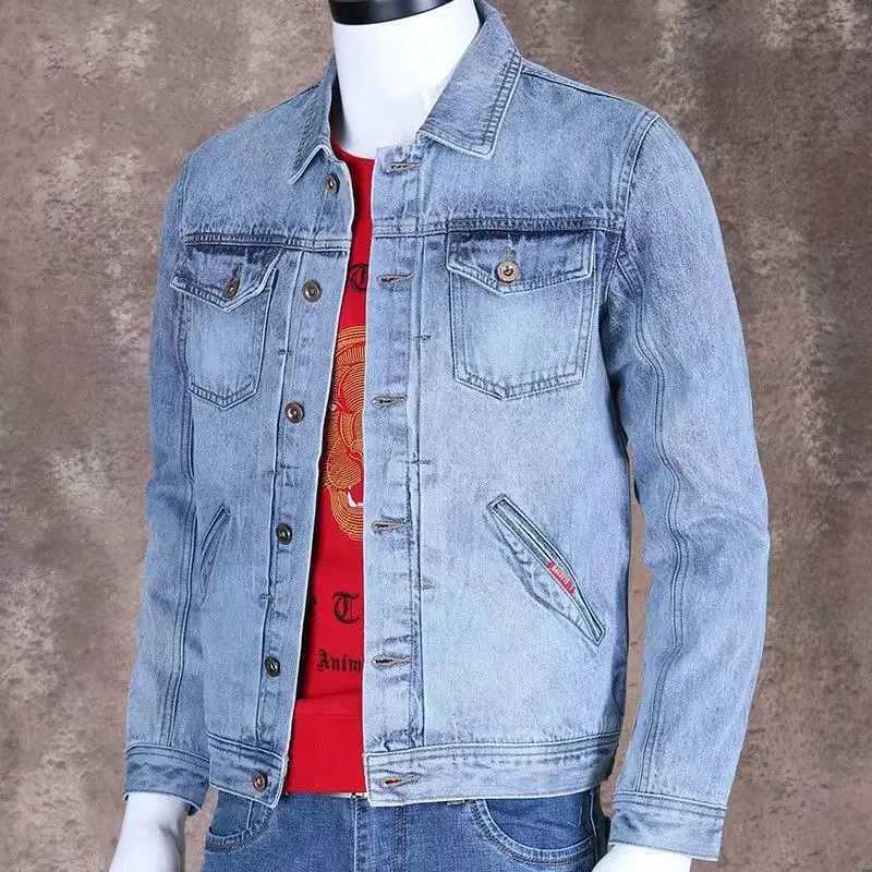 Button Letter Jeans Coat for Men Denim Jackets Man with Embroidery Autumn Blue Big Size Japanese Winter 2024 Loose Menswear Worn X250113