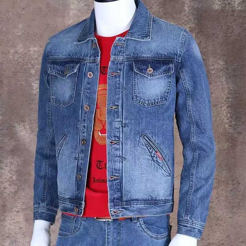 Button Letter Jeans Coat for Men Denim Jackets Man with Embroidery Autumn Blue Big Size Japanese Winter 2024 Loose Menswear Worn X250113