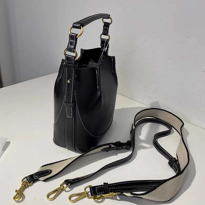 New Fashion Large Capacity Bucket Handbags For Women Shoulder Bags Female Crossbody Bag PU Totes With Wallet