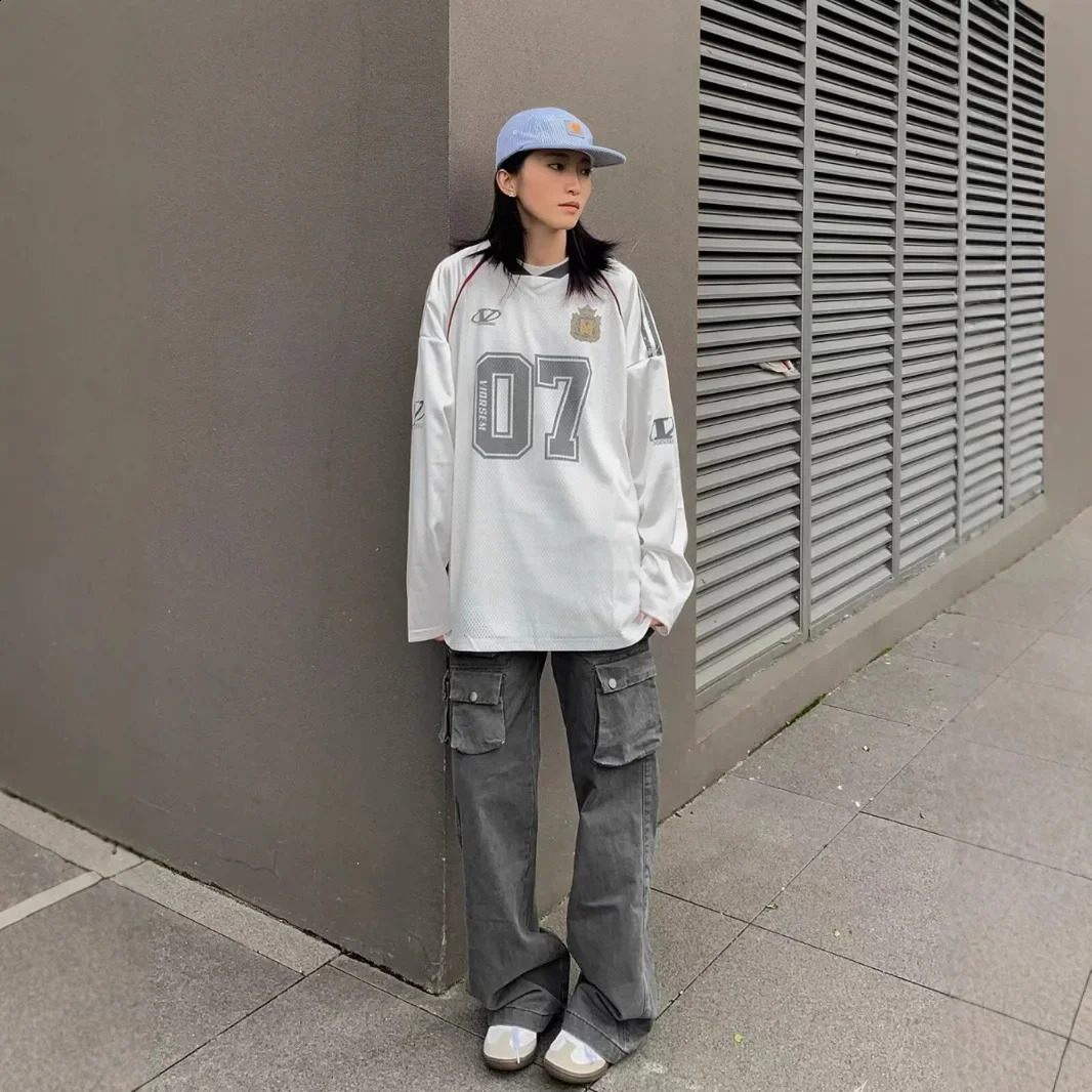 Vintage Letter Graffiti Printing Mesh Long Sleeve TShirt For Men Loose Fit Hip Hop Niche Versatile Top Casual Scene 250113