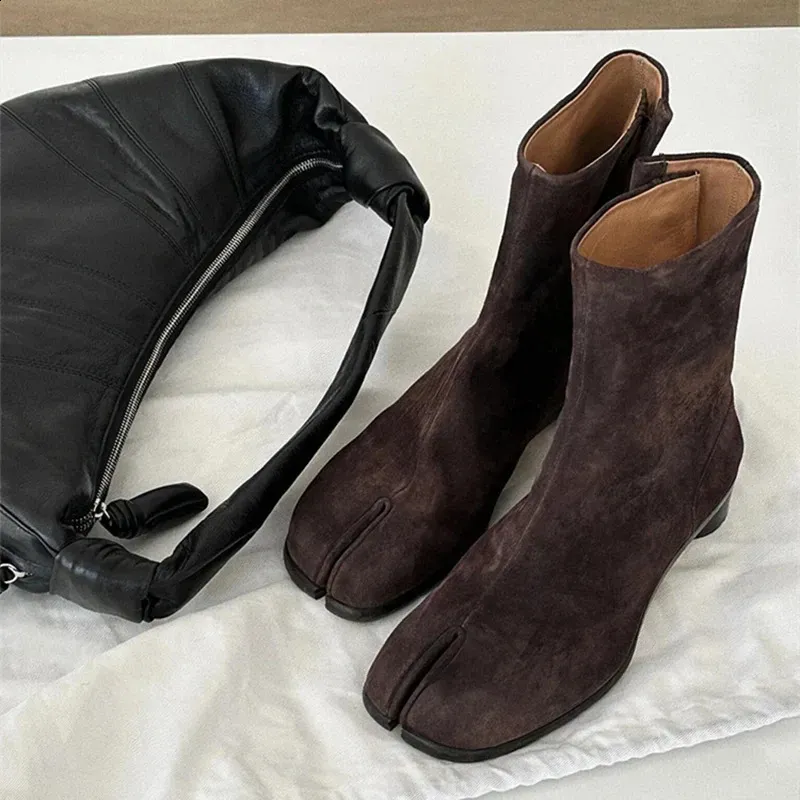 2024 Autumn Winter Soft Leather Split Toe Tabi Womens Ankle Fashion High Heels Thick Shoes Short Boots 240930 250213