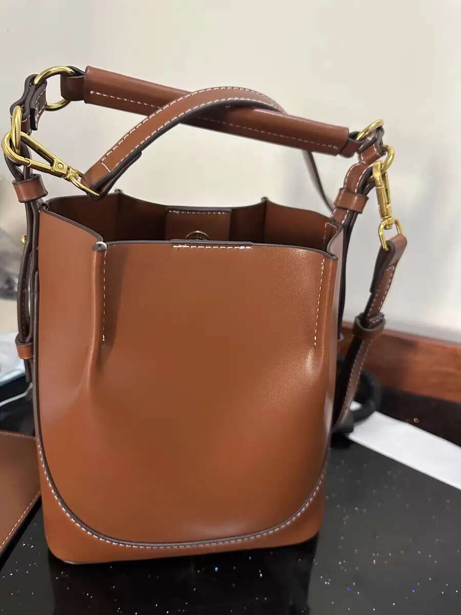 New Fashion Large Capacity Bucket Handbags For Women Shoulder Bags Female Crossbody Bag PU Totes With Wallet