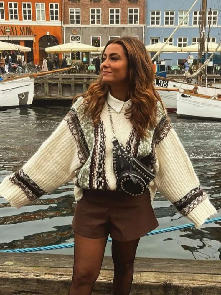 Fashion Crochet Knitting Sweater Women Retro V-Neck Long Sleeve Oversize Cardigan Knitwear Female Autumn Street Lady Chic Tops