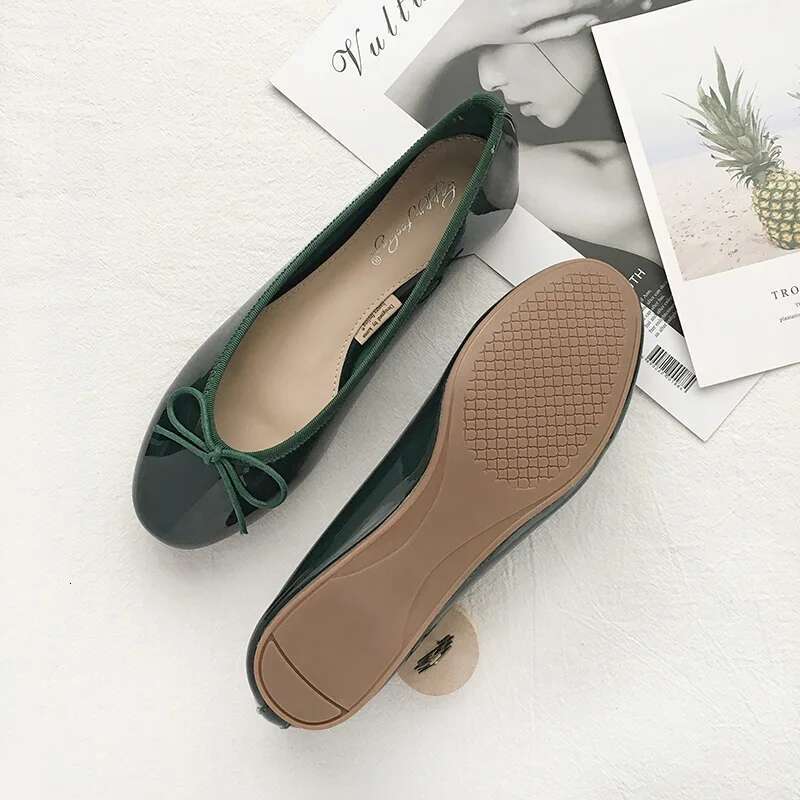 Spring Autumn Bowtie Ballet Flats Round Toe Japanned Leather Ballerina Shoes Strings Bow Moccasins Women Slip On Loafers