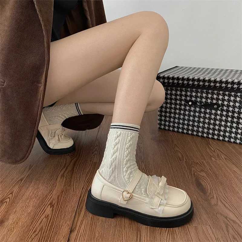 2024 New Lace Bowknot Lolita Shoes Women Casual Soft Leather Flats Loafers Outdoor Female Heart Buckle Platform Mary Jane ShoesXJ250113