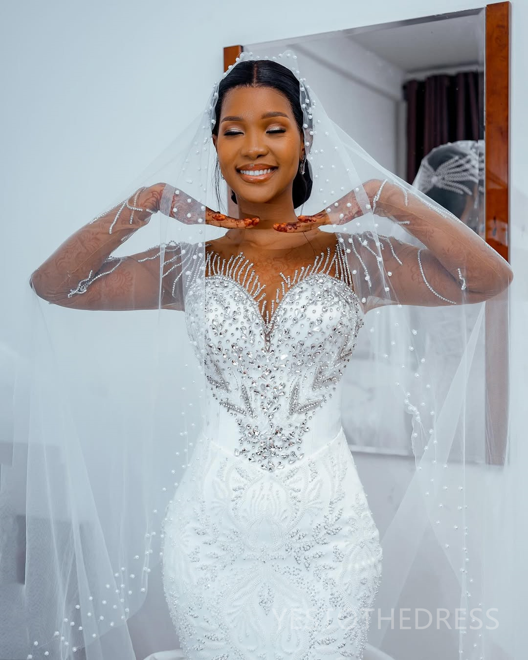 2025 Plus Size Wedding Dress Bridal Gowns For Bride Mermaid Sheer Neck Long Sleeves Illusion Beaded Lace Wedding Gowns For Black Women D460