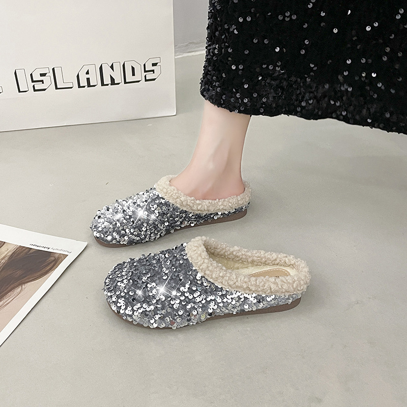 2025 New Trendy Thick-soled Hole-hole Shoe Warm Winter Slippers Women Outdoor Slippers Handmade Diamonds and High Quality