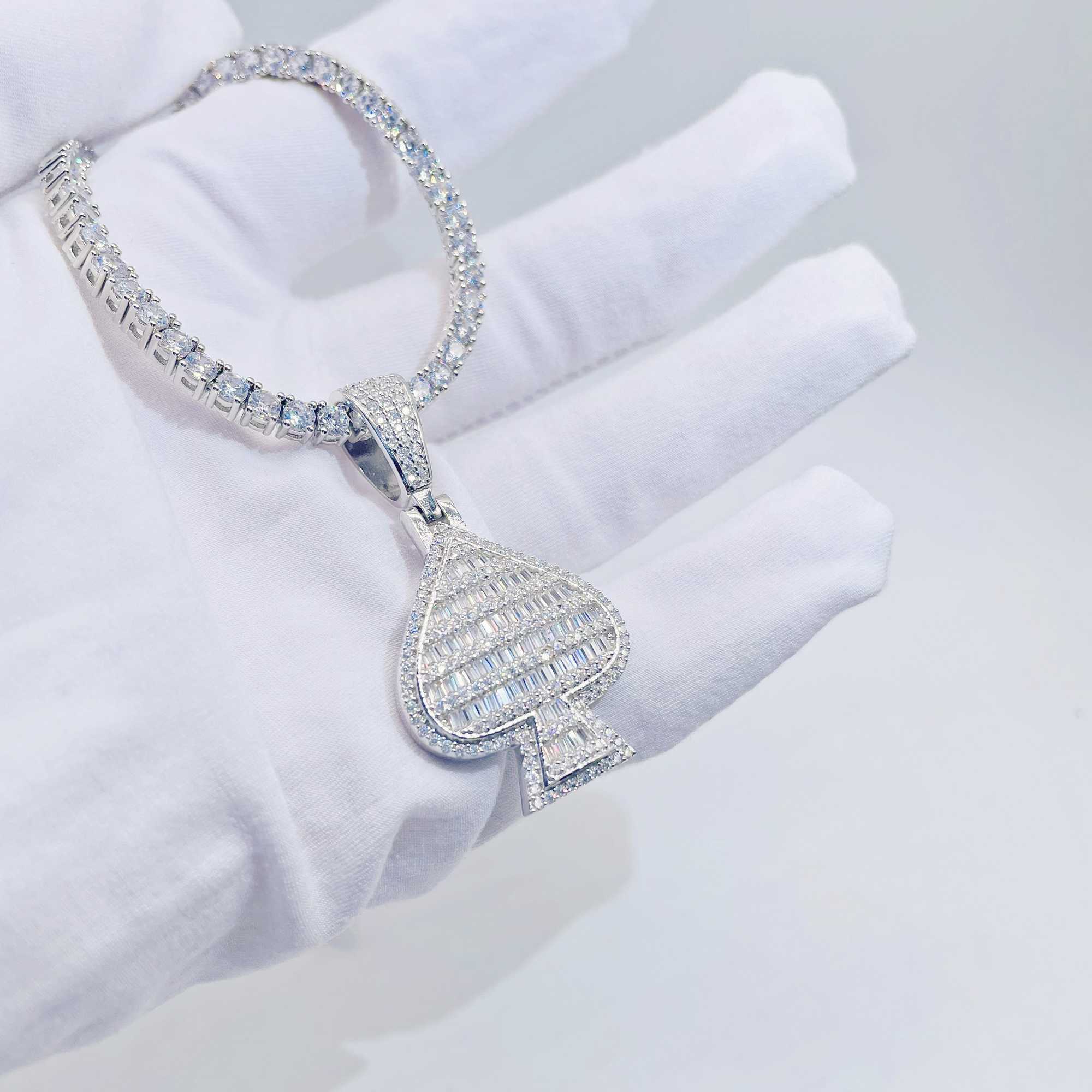 Iced out Jewelry Fashion hip hop Spade design custom Gold Sier Plated pendant VVS Moissanite Pendant