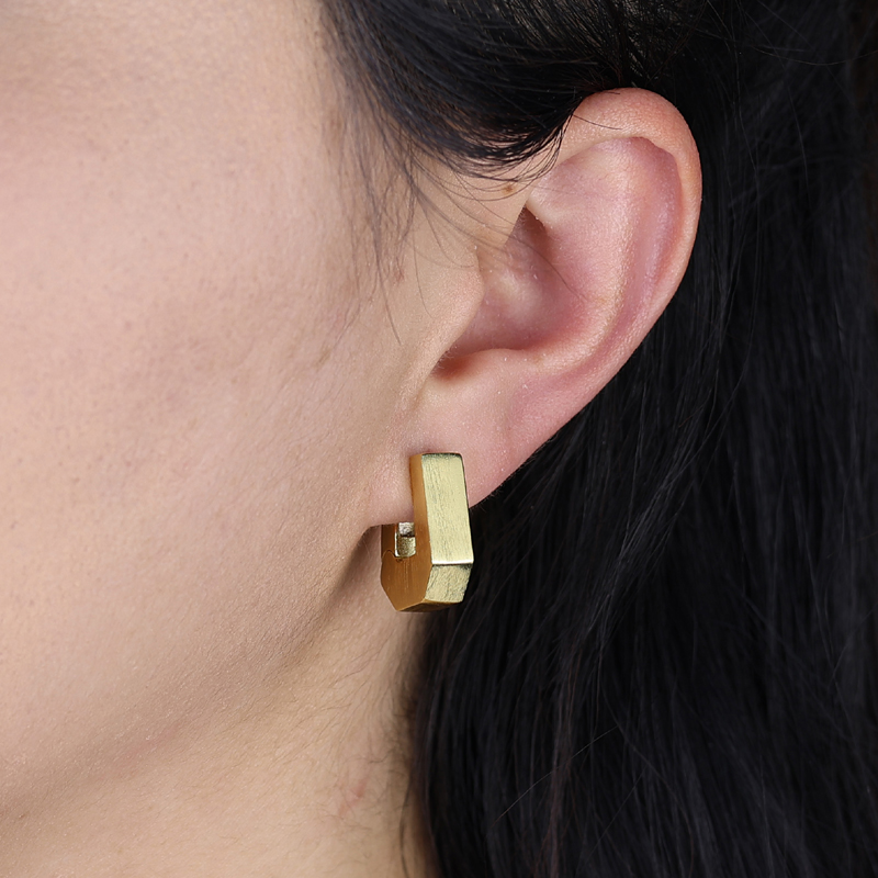 2025 Geometric Mini Small Huggie Hoop Earring Simple Jewelry Micro Pave Bling Cz Minimal Jewelry for Women Girls