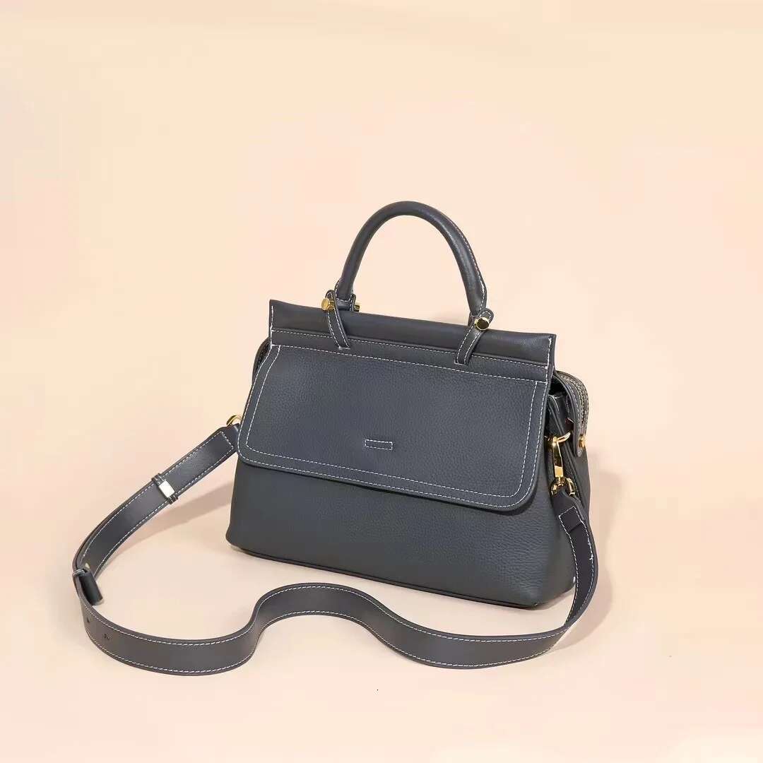 Women's retro fashion crossbody bag daily all-in-one large capacity leather handbag