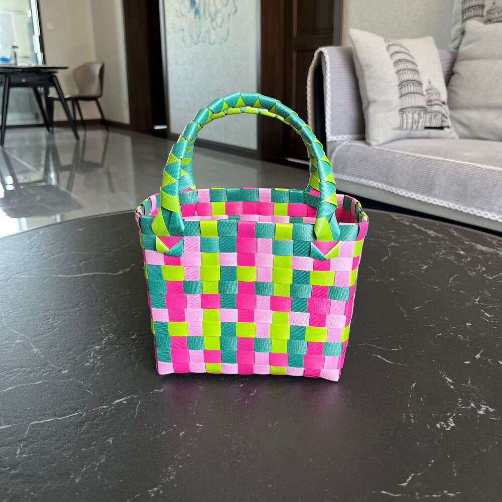 2024 Summer Fresh Color Matching Gift Handbag, Plastic Weaving Bag, Vegetable Basket, Beach Bag