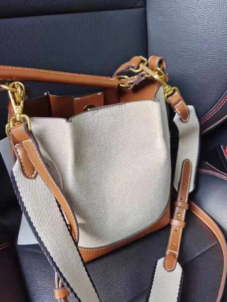 New Fashion Large Capacity Bucket Handbags For Women Shoulder Bags Female Crossbody Bag PU Totes With Wallet