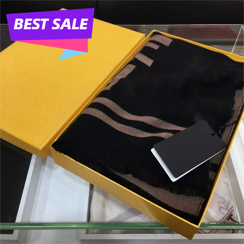 Classic Luxury Designer Scarf Designers Cashmere Tassel Foulard Echarpe Luxe Scarves Scarfs Shawl Sciarpa Sjaal For Winter Womens and Mens