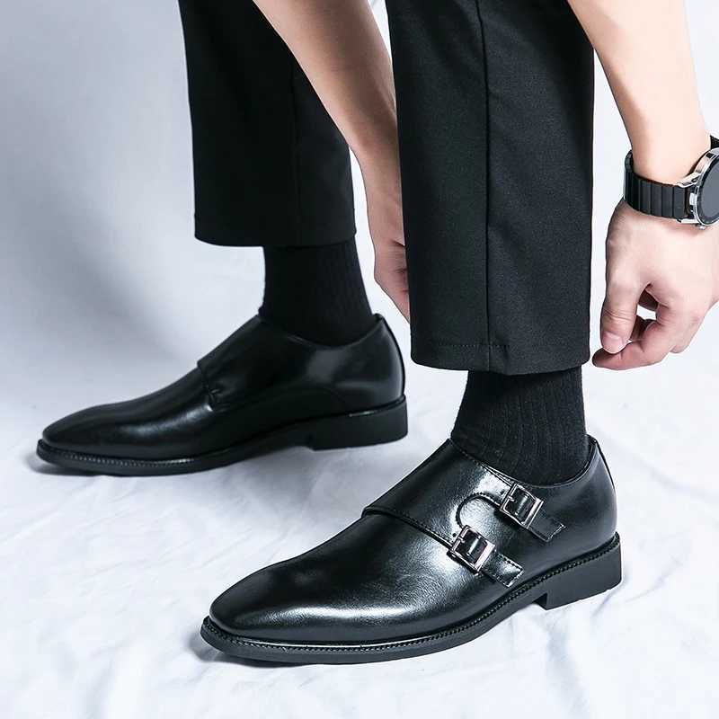 Sharp Pointed Leather Shoes for Men Korean Versi Trendy British Style e Foot Business Casual Formal Mens ShoesXJ250113